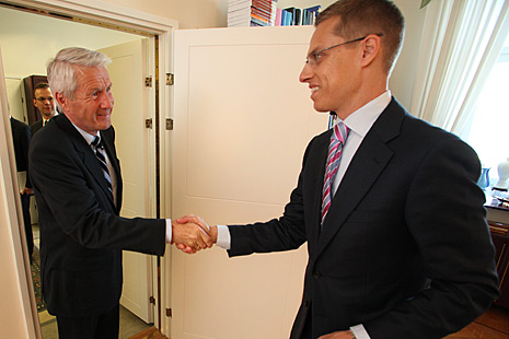 Generalsekreterare Jagland och utrikesminister Stubb. Foto: Eero Kuosmanen.