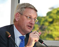 Sveriges utrikesminister Carl Bildt betonade tidsperspektivet i analysen av Ryssland. 