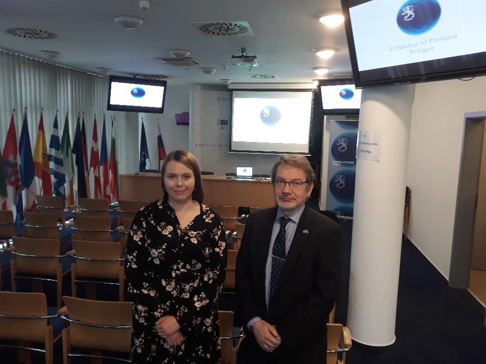 The Embassy of Finland Prague decided to organize a seminar about the Finnish Education System in cooperation with Europe House in Bratislava and it took place on Thursday, November 28, 2019. Our main goal was to highlight the key values of the Finnish Education System: equality, equity, collaboration, trust and prioritizing of education. Finland serves as a good example and inspiration to the Slovak Republic, where Finnish Education System resembles to the highest quality.