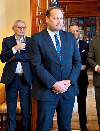 Timo Tatar