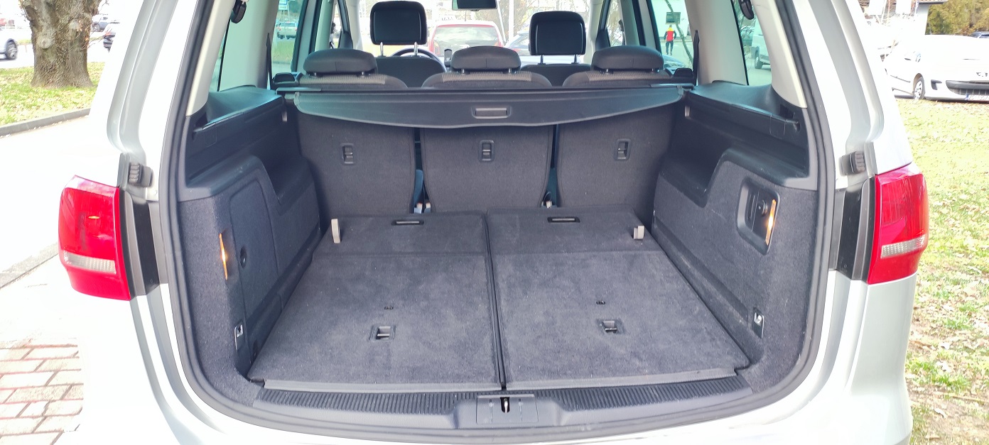 Rear view of trunk without seats.