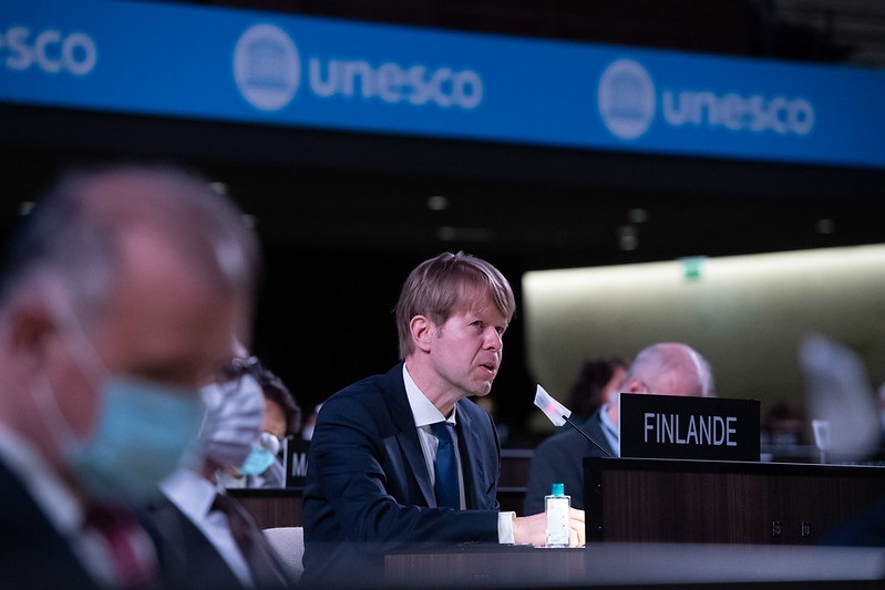 Koronatilanne leimasi Unescon hallintoneuvoston 209. istuntoa - Suomi  ulkomailla: Unesco