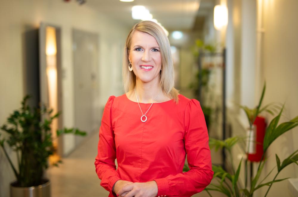 Ympäristö- ja ilmastoministeri Sari Multala