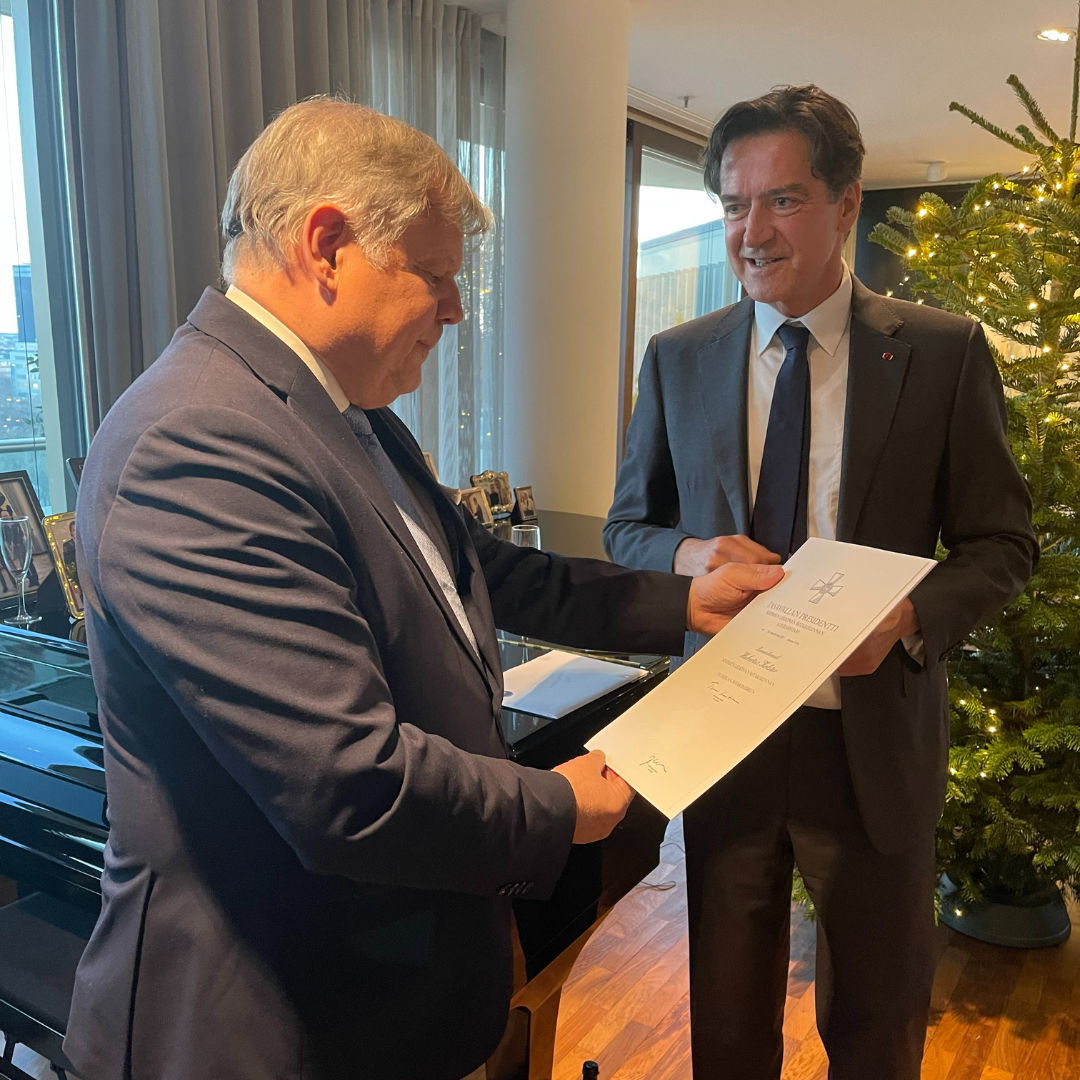 Honorarkonsul Dr. Hubertus Kolster und Botschafter Kai Sauer