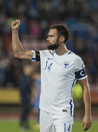 Finns in Greece: Tim Sparv plays football in Larissa and is the captain of  Finnish National Team - Finland abroad: Greece