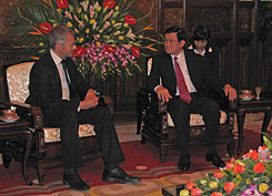 Đại sứ Kimmo Lähdevirta và Chủ tịch Nước Trương Tấn Sang