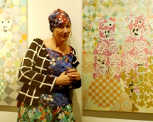 Đối với Maritta Nurmi, màu sắc đóng vai trò quan trọng trong các tác phẩm cũng như trong phong cách cá nhân của bà. Giám đốc nghệ thuật Suzanne Lecht miêu tả Nurmi như một chiếc kính vạn hoa di chuyển mỗi khi bà đạp xe trên đường phố Hà Nội.