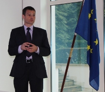 Markus Bierschenk Euroopan ulkosuhdehallinnosta. Kuva: Matti Niskanen