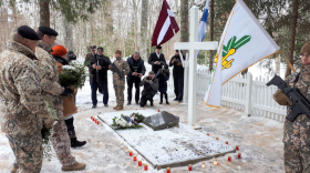 Piemiņas brīdis Bejas kapos