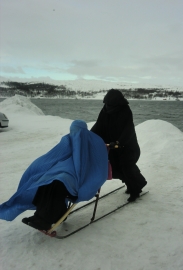 Burka-projektin kuvauksista Jäämeren rannalta