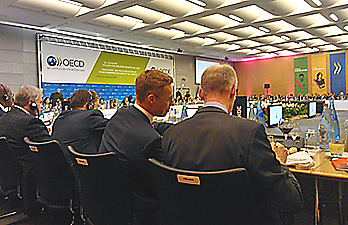 OECD:n ministerikokouksessa 2012