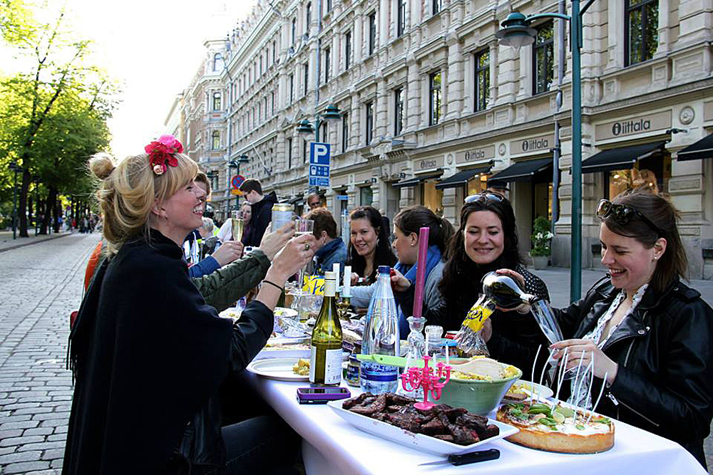 Photo: Jaakko Blomberg/Dinner Under the Sky