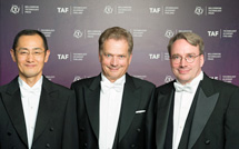 Shinya Yamanaka, presidentti Sauli Niinistö ja Linus Torvalds