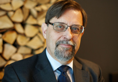 Suurlähettiläs Harry Helenius