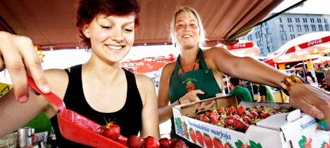The Finnish capital ranks among the top five cities in the world: Why not celebrate the good news with some strawberries on Helsinki´s Market Square?