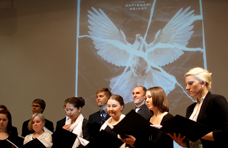 University of Eastern Finland Chamber Choir performing at the Ahtisaari Days public event. Photo: Harri Kilpi